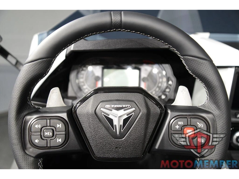 2024 Slingshot Slingshot® R Autodrive Purple Lightning alt