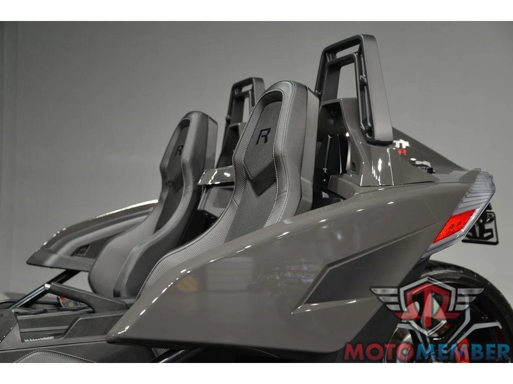 2025 Slingshot Slingshot® R Autodrive Nightfall alt