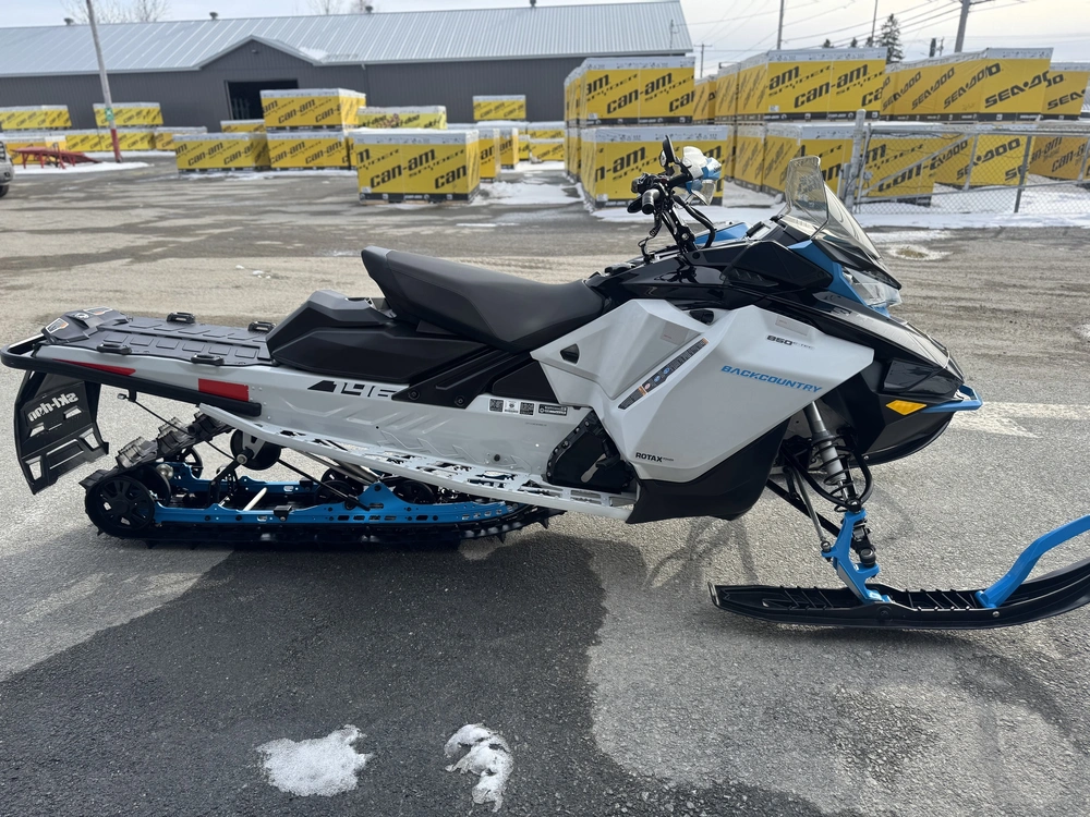 Ski-doo Backcountry Adrenaline 850 E-tec 2.0’’ 2022 alt