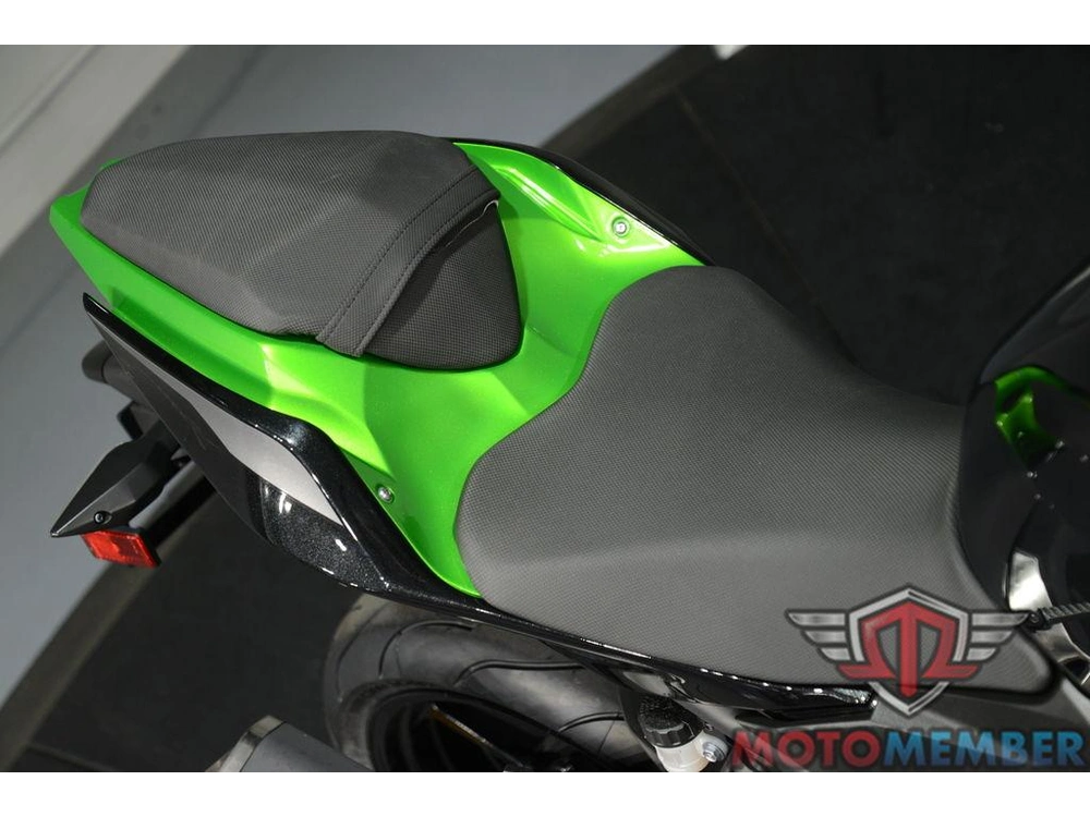 2022 Kawasaki Z400 Abs alt