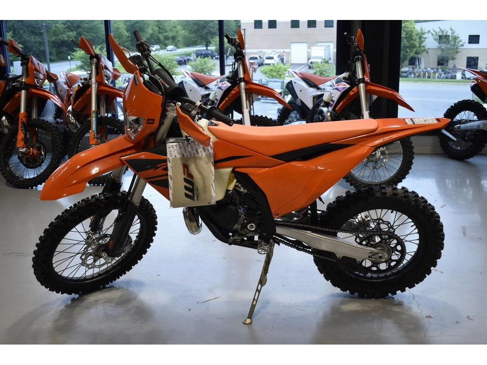 2025 Ktm 150 Xc-w alt