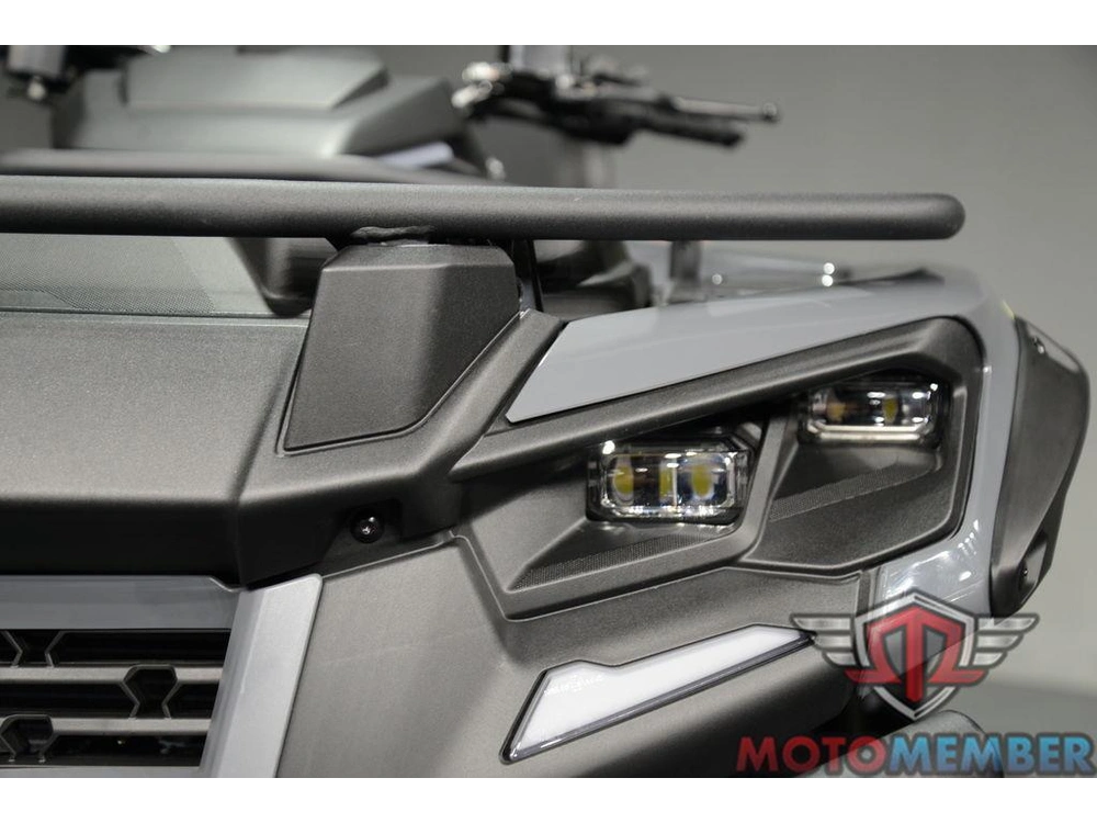 2026 Can-am Outlander Electric Max alt