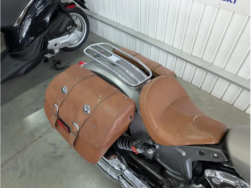 2017 Indian Motorcycle SCOUT 1200 thumbnail 11