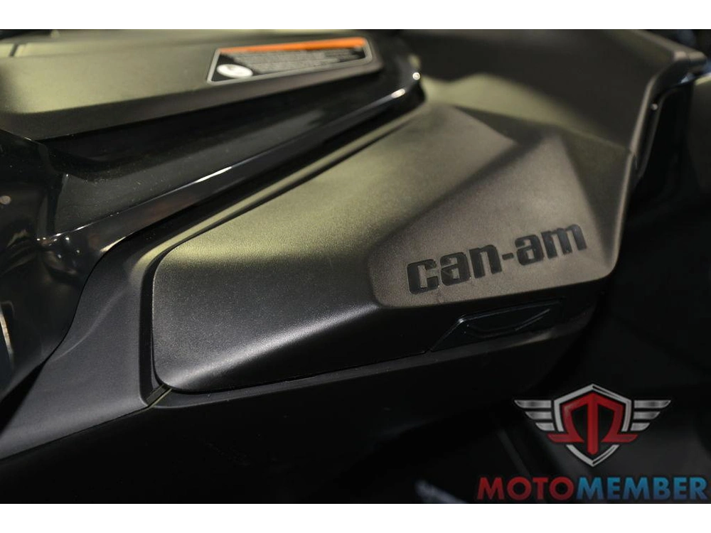 2025 Can-am Maverick R Max X Rs With Smart-shox alt