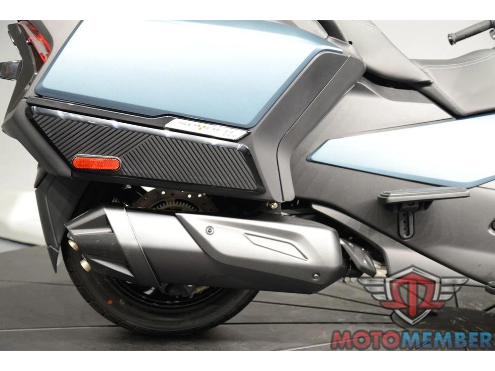 2026 Can-am Spyder Rt Limited Mineral Blue alt