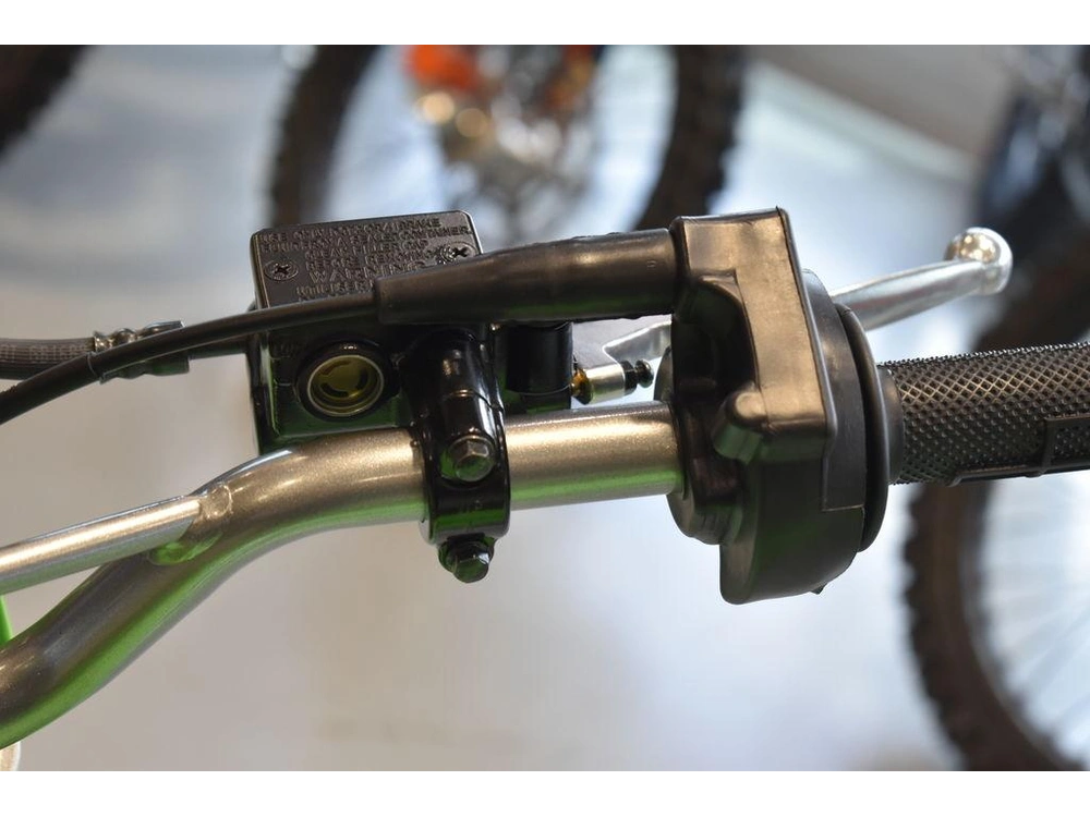 2025 Kawasaki Klx®140r L alt