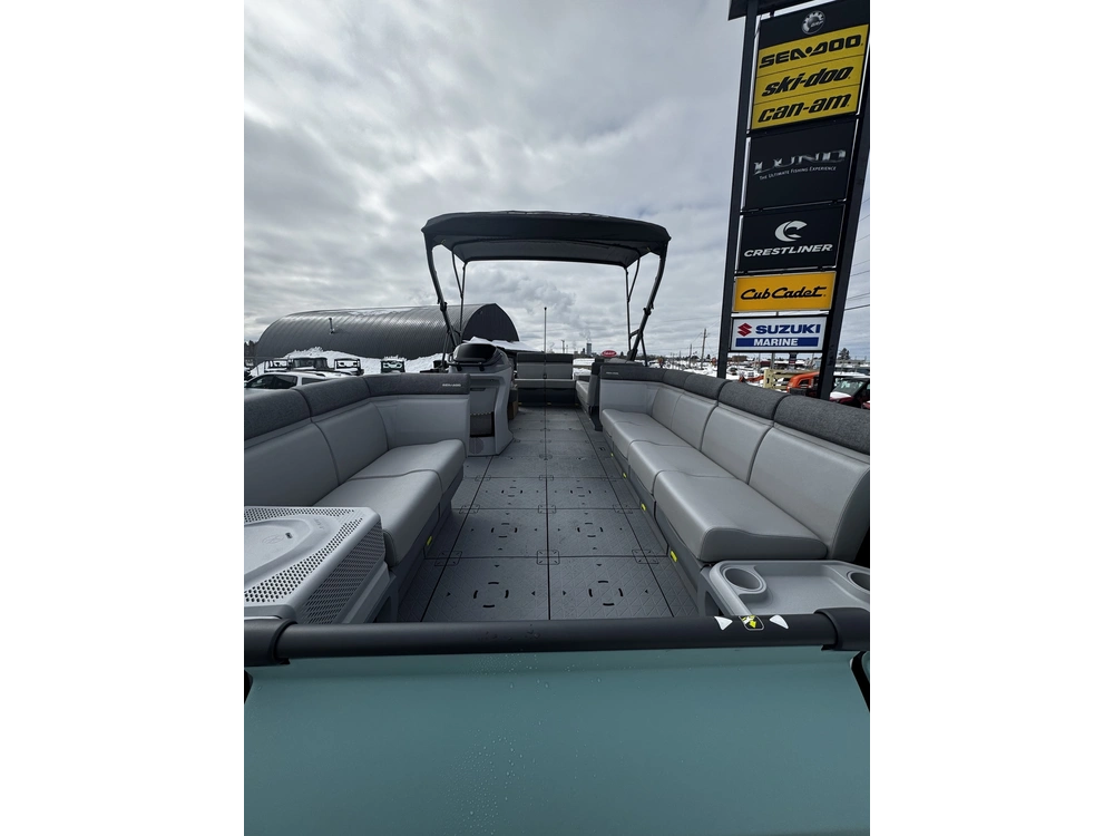 2026 Sea-doo Switch Cruise 21' 300hp alt