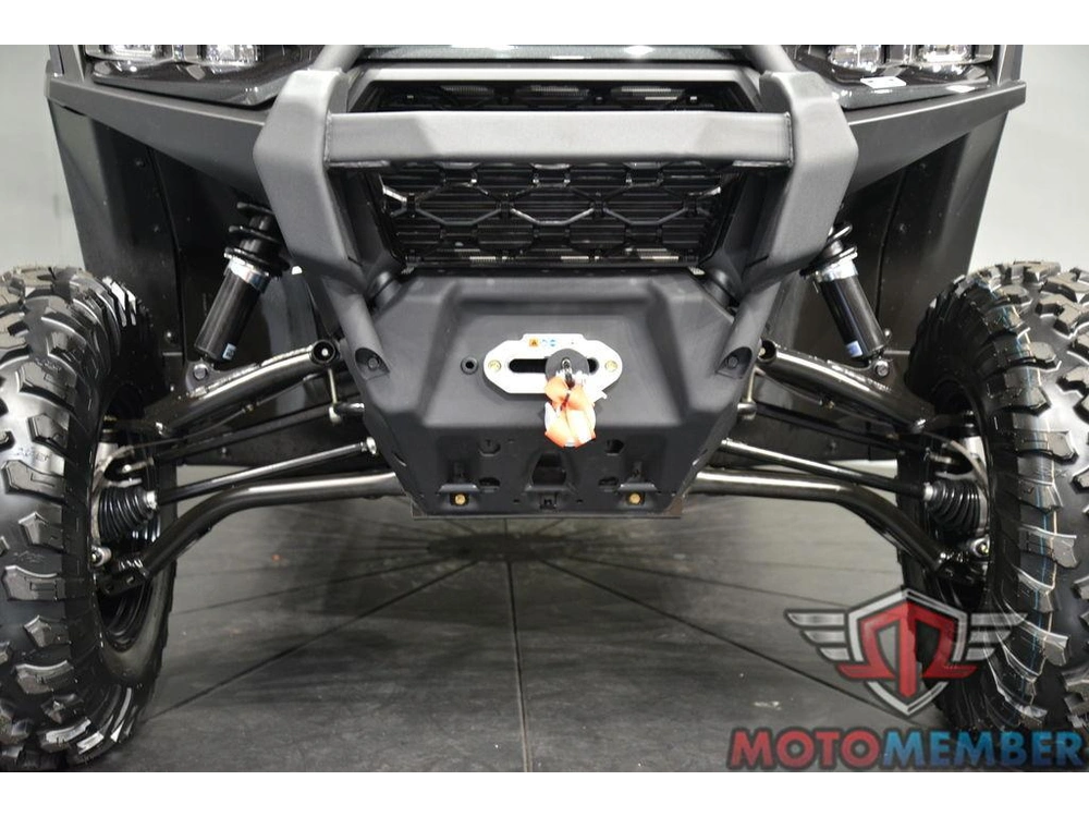 2026 Can-am Defender Max Xt Cab Hd11 With 10.25 In.display alt