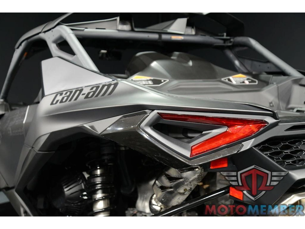 2025 Can-am Maverick R X Rs With Smart-shox alt