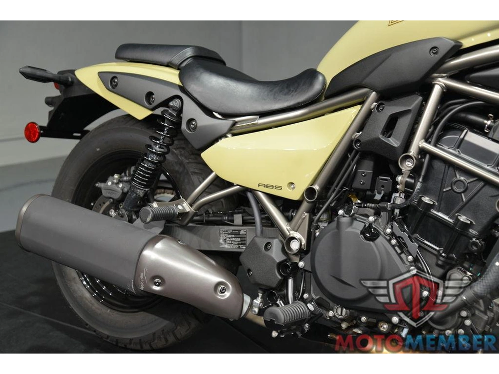 2025 Kawasaki Eliminator® Abs alt