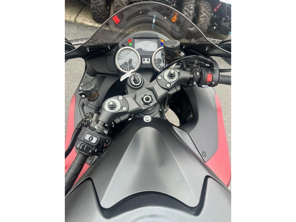 2025 Kawasaki Ninja® Zx™-14r Abs alt
