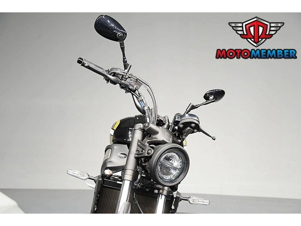 2025 Yamaha Xsr700 alt