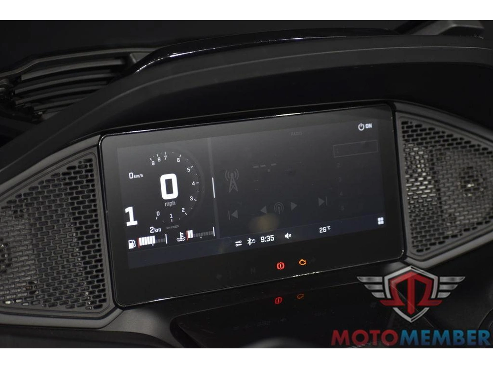 2025 Can-am Spyder Rt Limited Dark Wheels alt