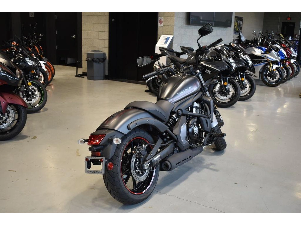 2025 Kawasaki Vulcan® S Abs alt