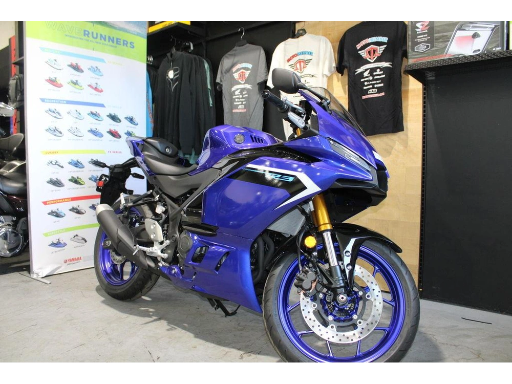 2025 Yamaha Yzf-r3 alt