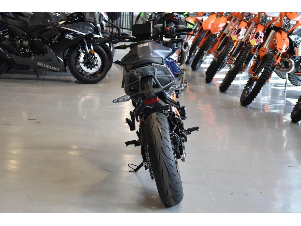 2024 Ktm 390 Duke alt