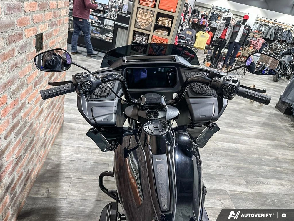 2026 Harley-davidson Road Glide alt