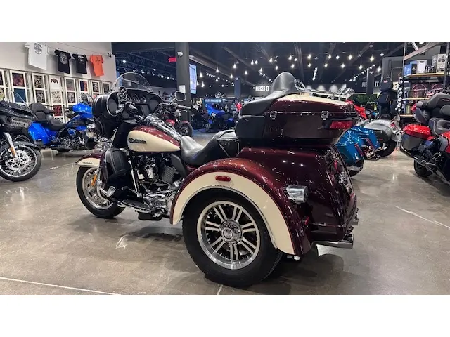 Harley-Davidson FLHTCUTG Tri Glide UltraFLHTCUTG 2019