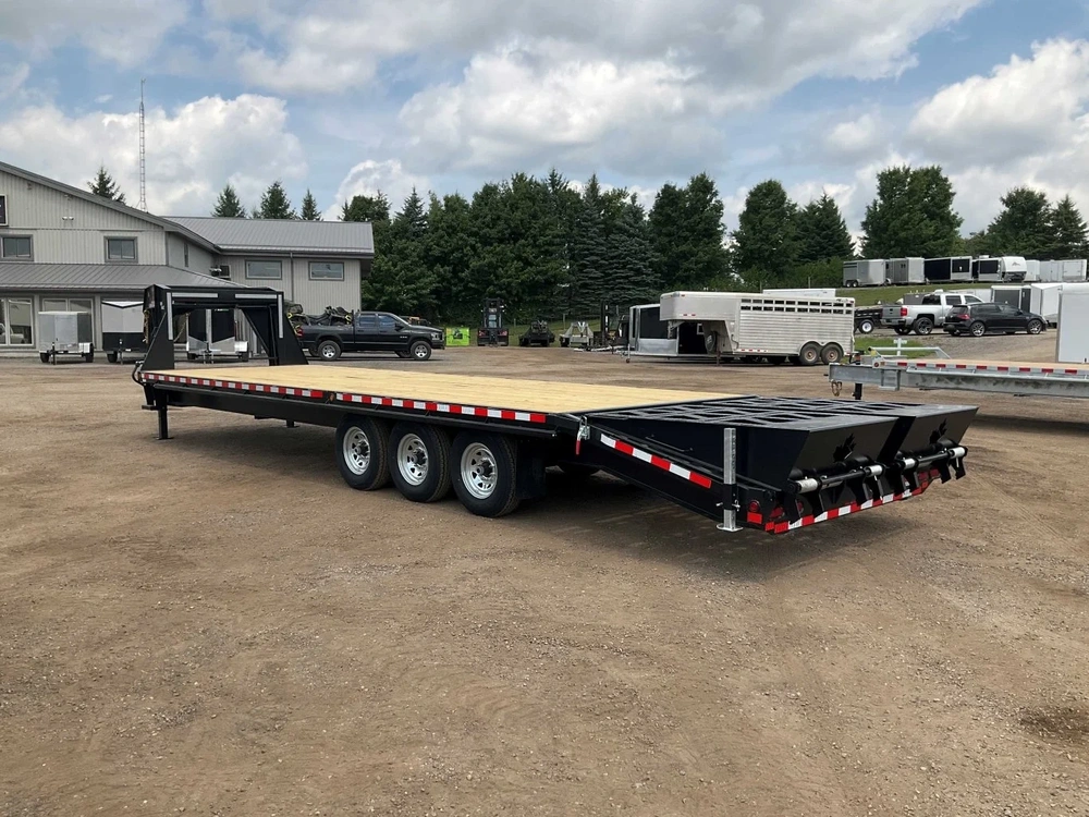 2026 Canada Trailers 8.5x30 10.5 Ton Gooseneck Equipment Trailer alt