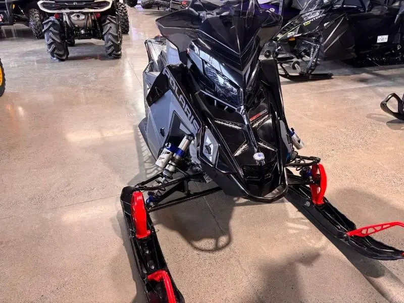 Polaris Switchback Assault 850 2021