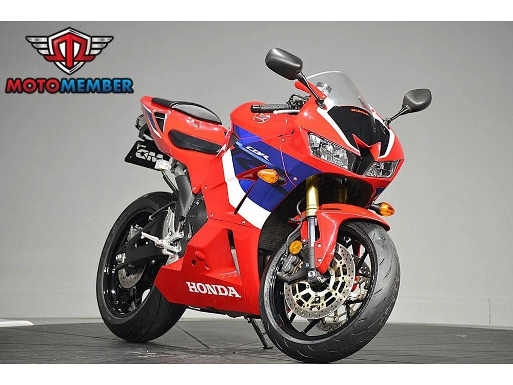 2024 Honda Cbr600rr alt
