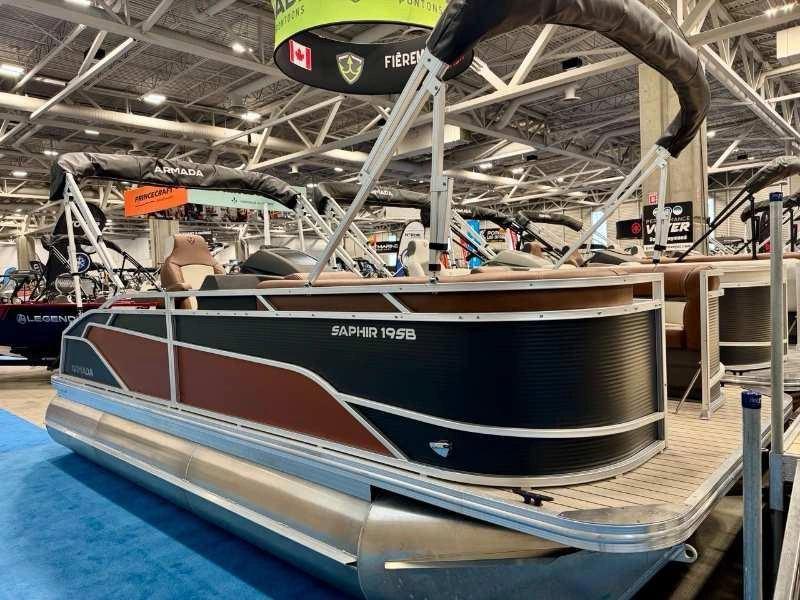 Armada Saphir Swing Back 19'x8' 2026 alt