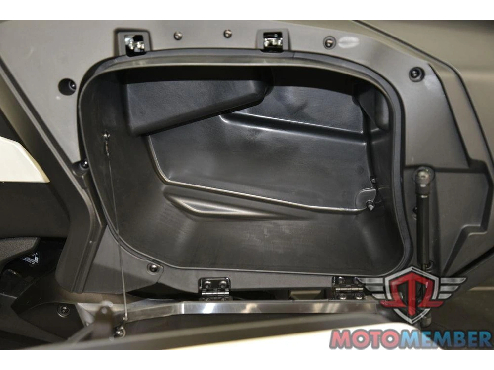 2025 Can-am Spyder Rt Sea-to-sky alt