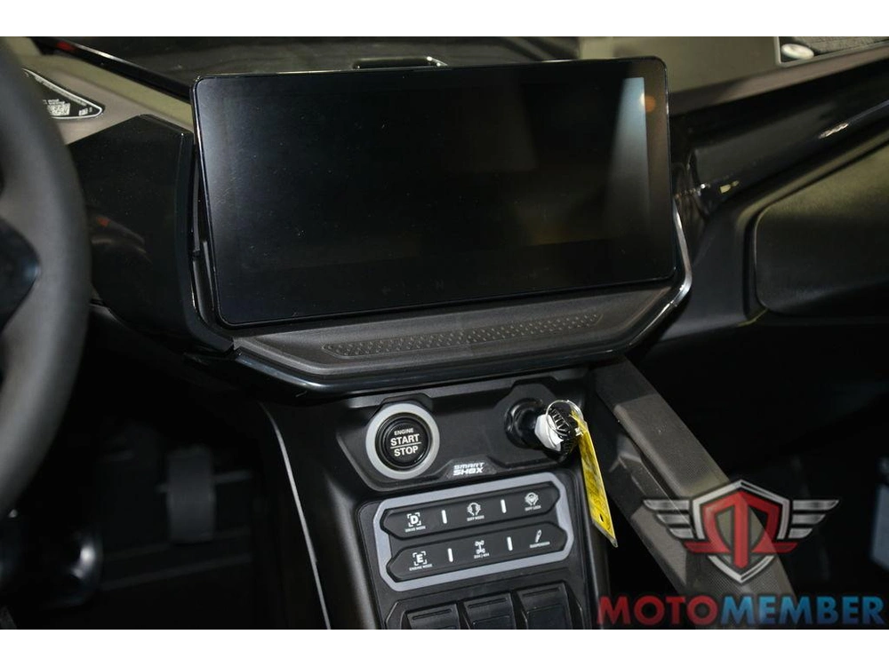 2025 Can-am Maverick R Max X Rs alt