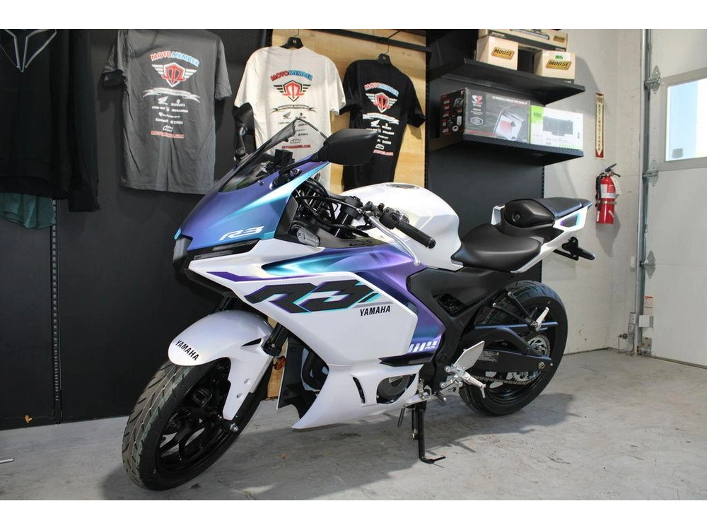 2025 Yamaha Yzf-r3 alt