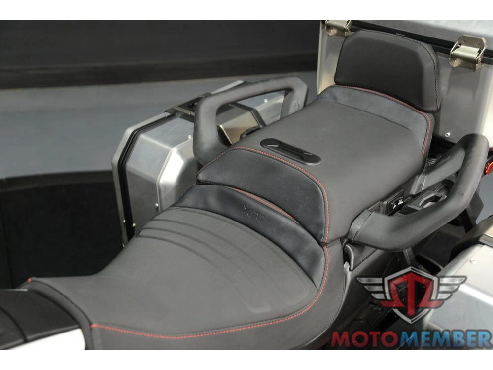 2025 Can-am Canyon Xt alt