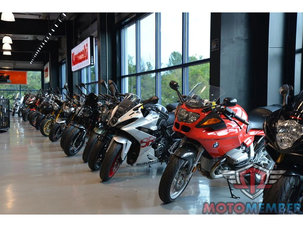 2022 Kawasaki Z650 alt