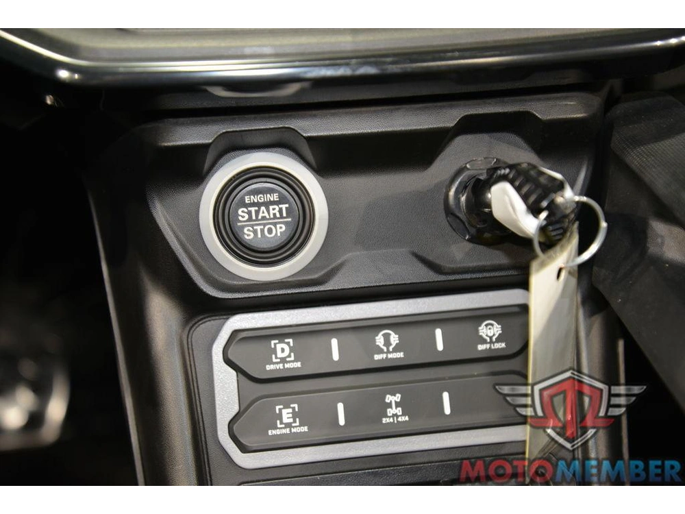 2025 Can-am Maverick R X Rs With Smart-shox alt