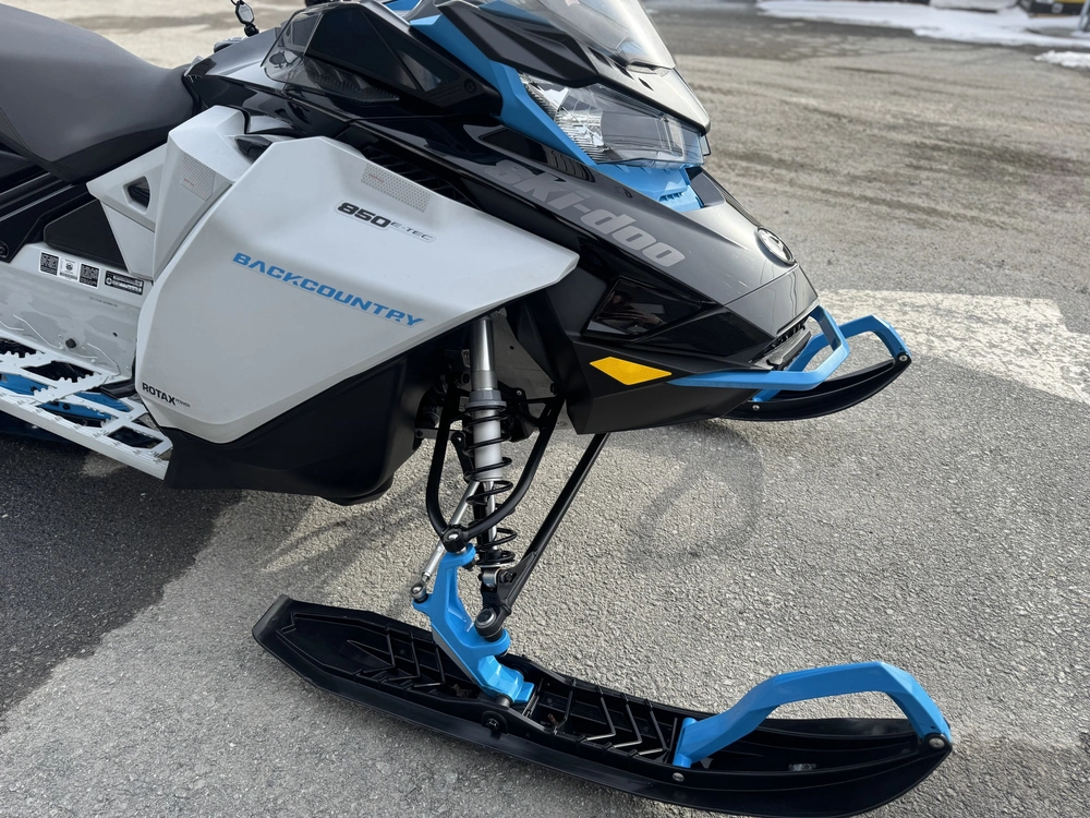 Ski-doo Backcountry Adrenaline 850 E-tec 2.0’’ 2022 alt