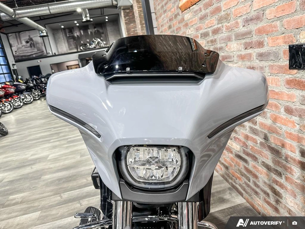 2026 Harley-davidson Street Glide alt