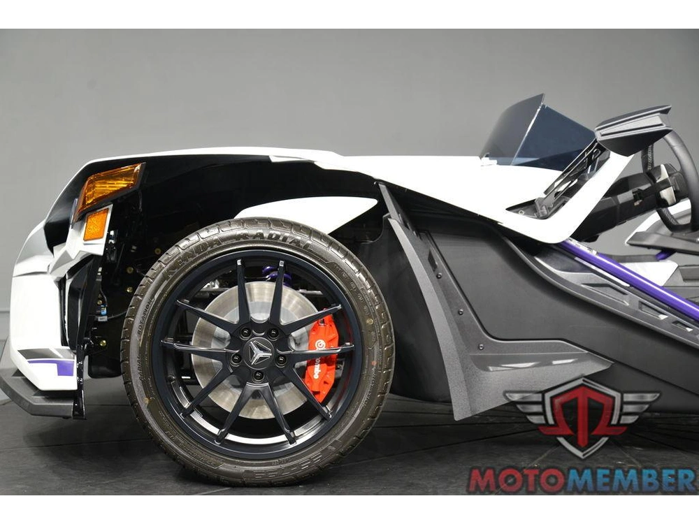 2024 Slingshot Slingshot® R Autodrive Purple Lightning alt