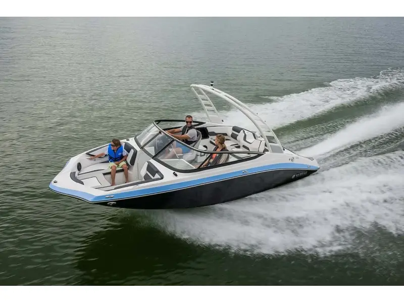 2025 Yamaha 195S Mist Grey thumbnail 4