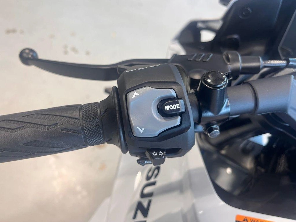 2026 Suzuki Gsx-8r alt