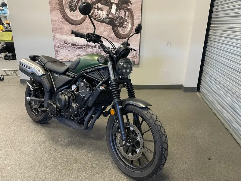 2023 Honda SCL500 - GREEN