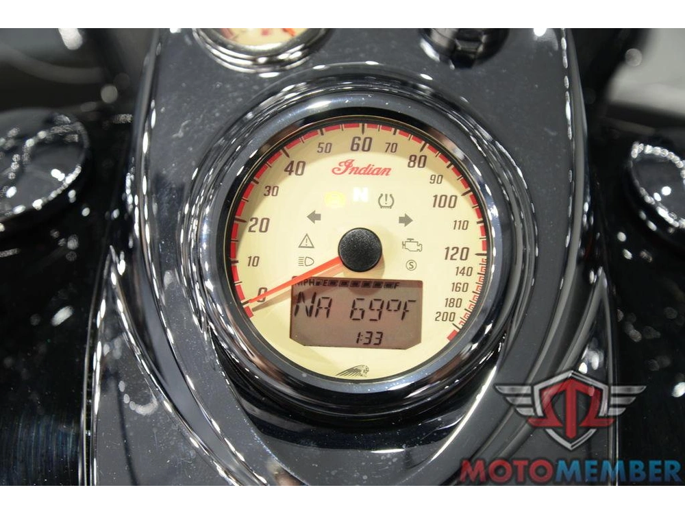 2022 Indian Motorcycle Springfield® Black Metallic/dirt Track Tan alt