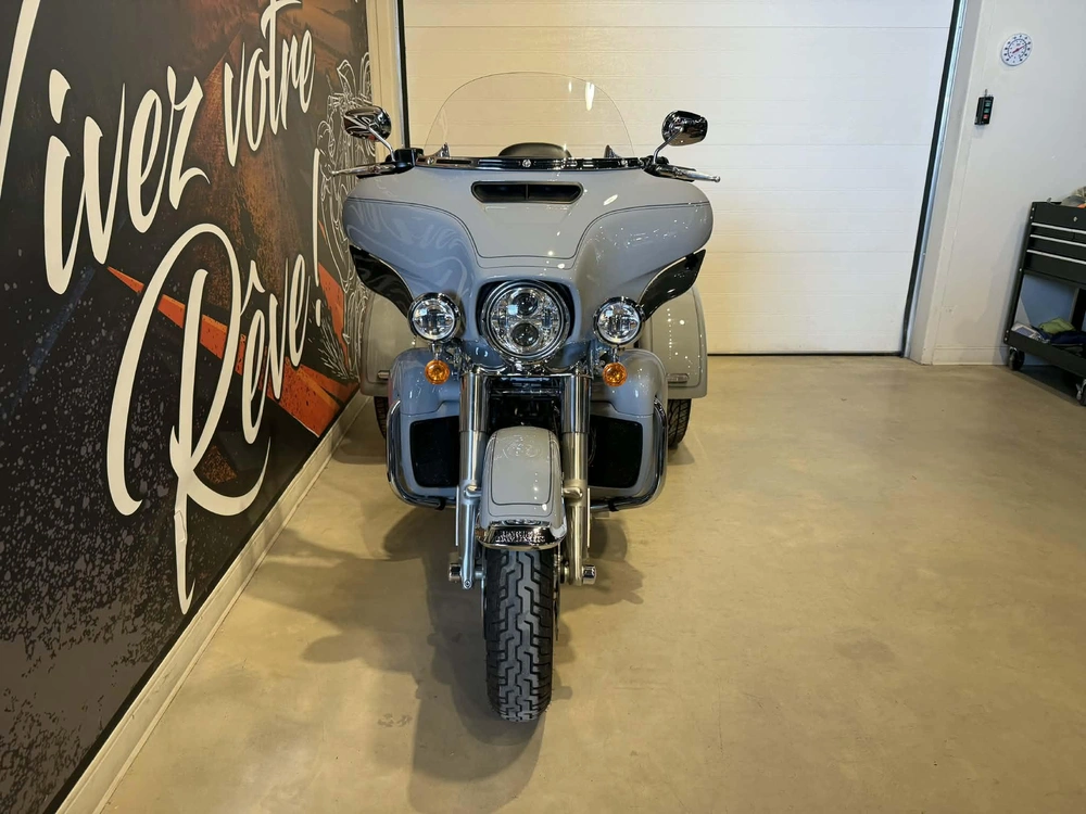 Harley-davidson Trike Tri Glide Ultra Flhtcutg 2024 alt