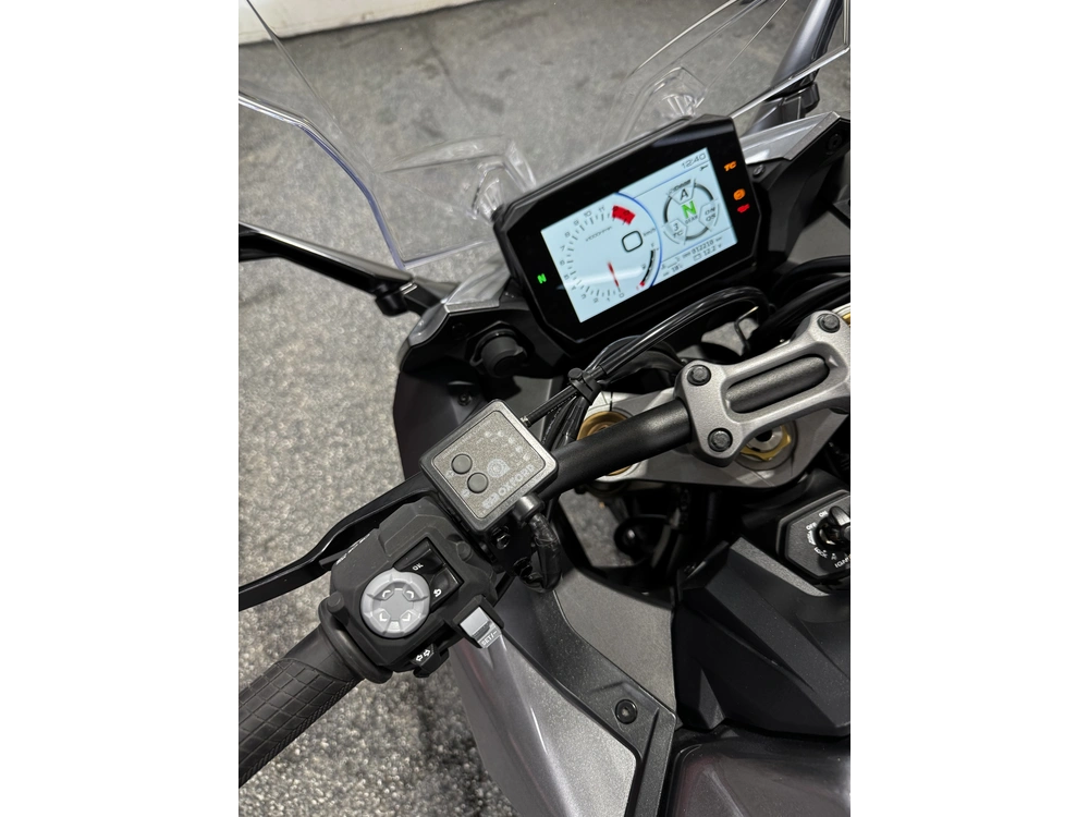 2025 Suzuki Gsx-s1000g alt