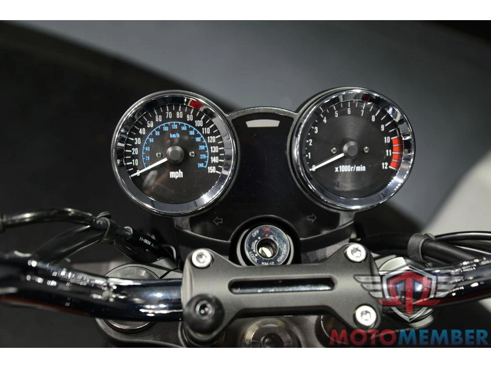 2023 Kawasaki Z900rs alt