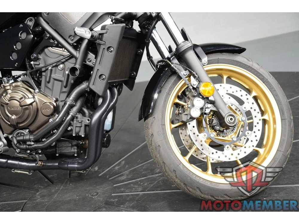 2025 Yamaha Xsr700 alt