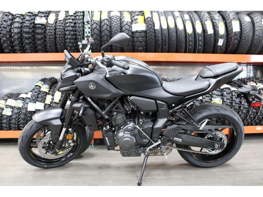 2025 Yamaha Mt-07 alt