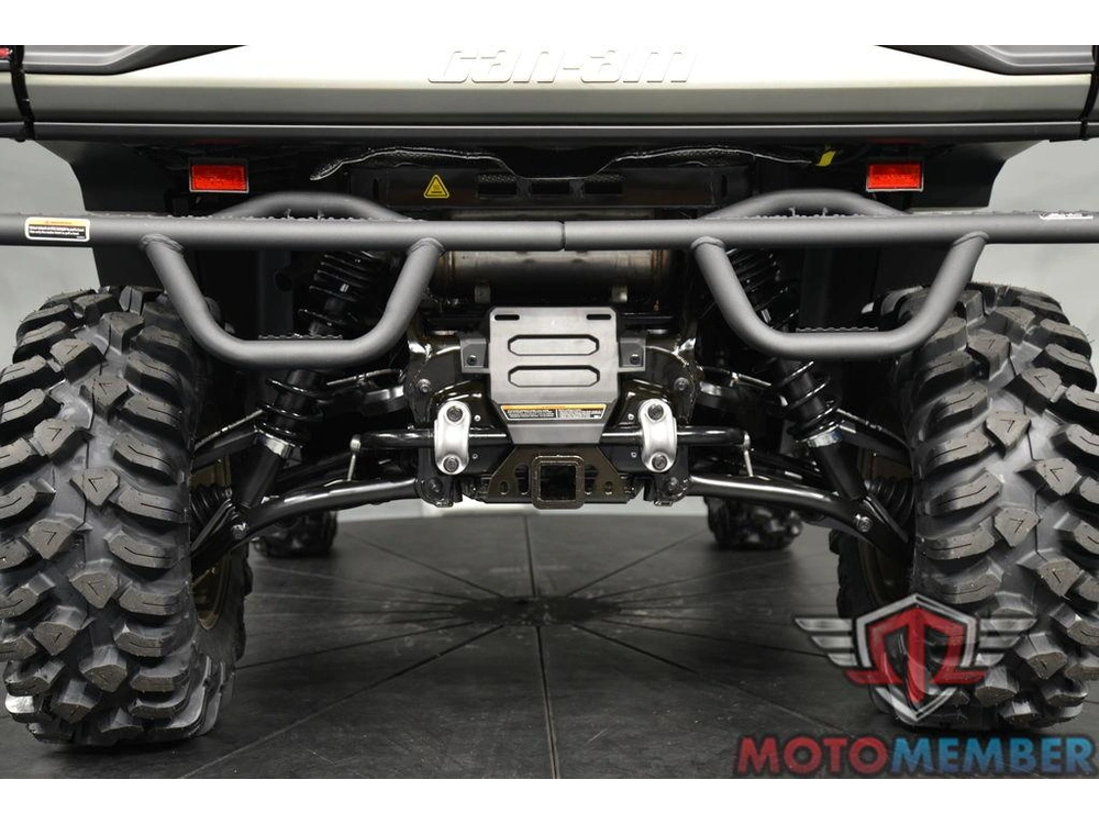 2026 Can-am Defender X Mr Hd11 With Half-doors alt