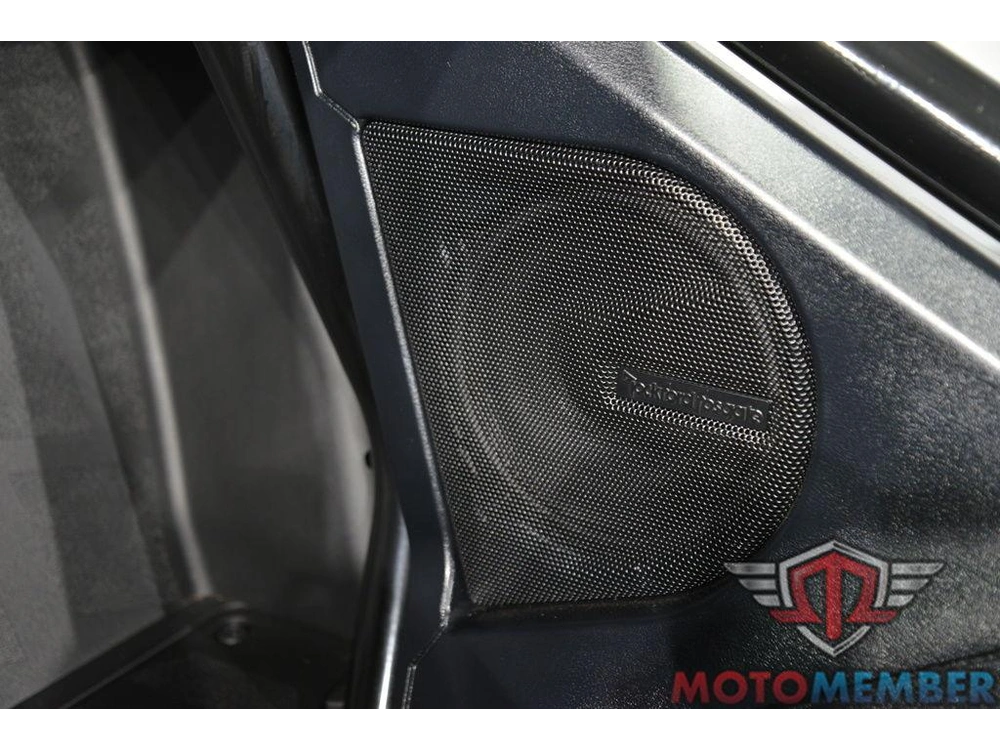 2025 Slingshot Slingshot® S Slingshot Red alt