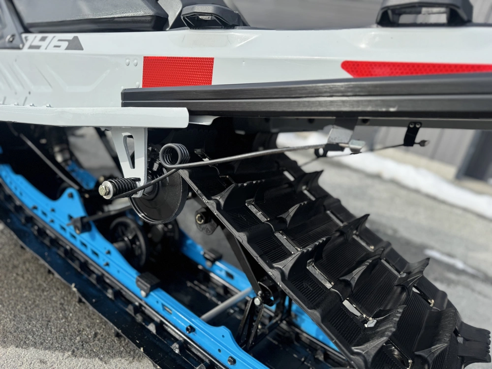 Ski-doo Backcountry Adrenaline 850 E-tec 2.0’’ 2022 alt