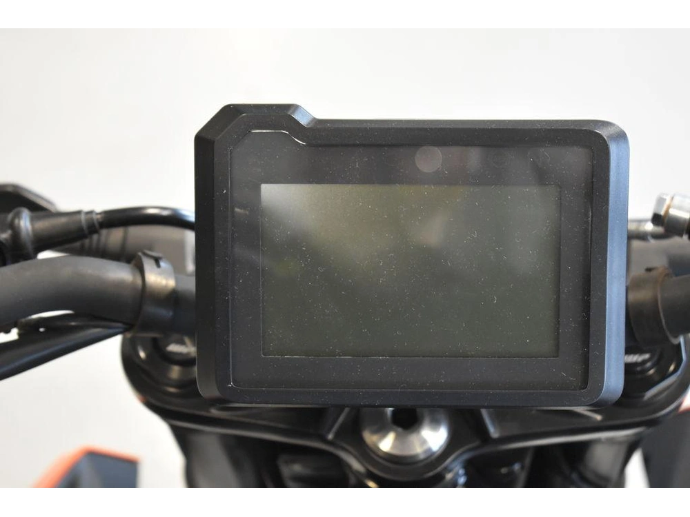 2024 Ktm 250 Duke alt