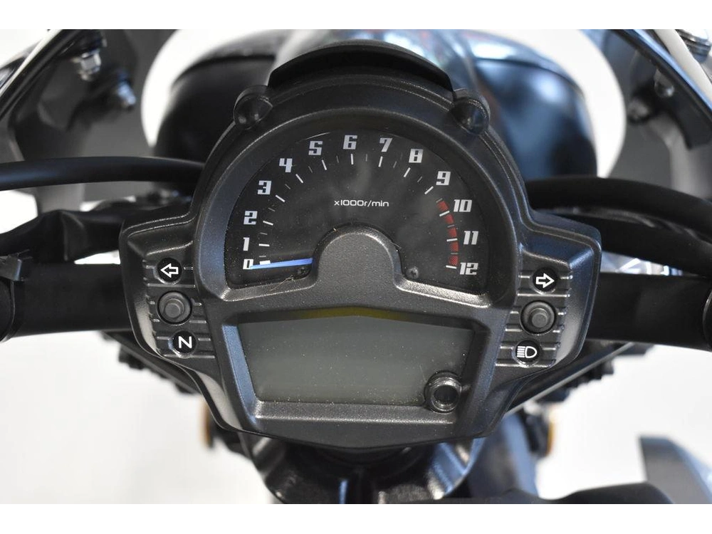 2025 Kawasaki Vulcan® S Cafe Abs alt