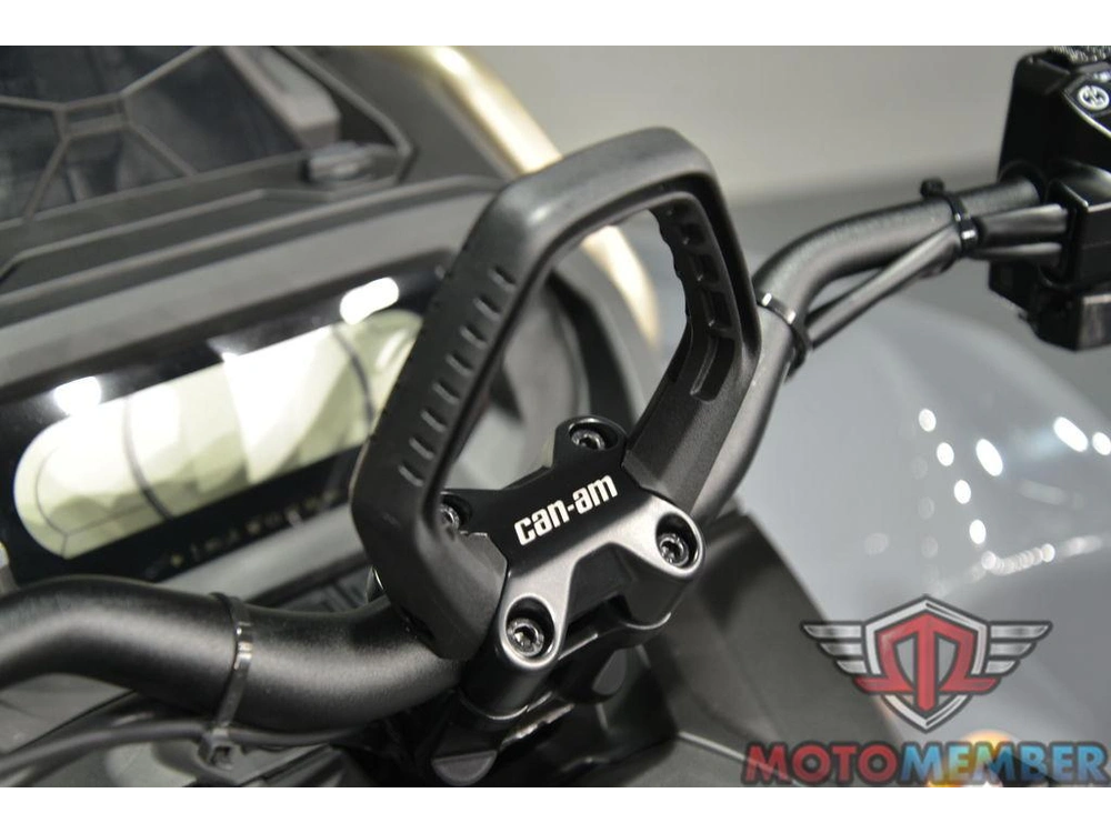 2026 Can-am Outlander X Mr 1000r Granite Grey alt